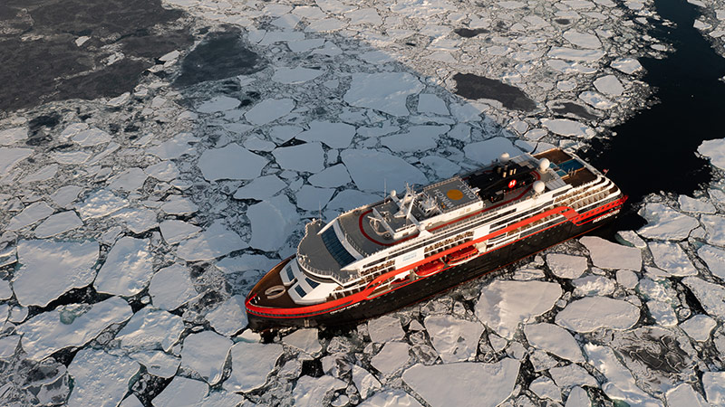 Hurtigruten Receives Best ESG Ranking in the Cruise Industry