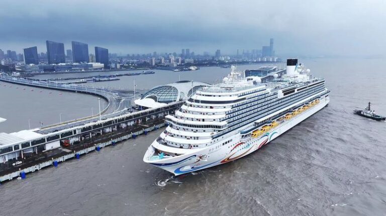 Adora Magic City Makes Historic Debut at Shanghai Cruise Port